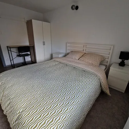 Maison 3 Avec Jardin- Jusqu'à 8 Voyageurs Feignies
