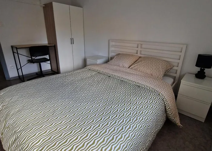 Maison 3 Avec Jardin- Jusqu'a 8 Voyageurs Feignies